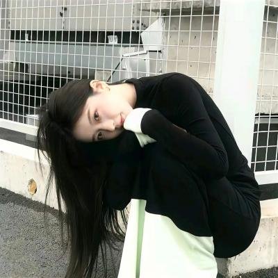 裸男孩